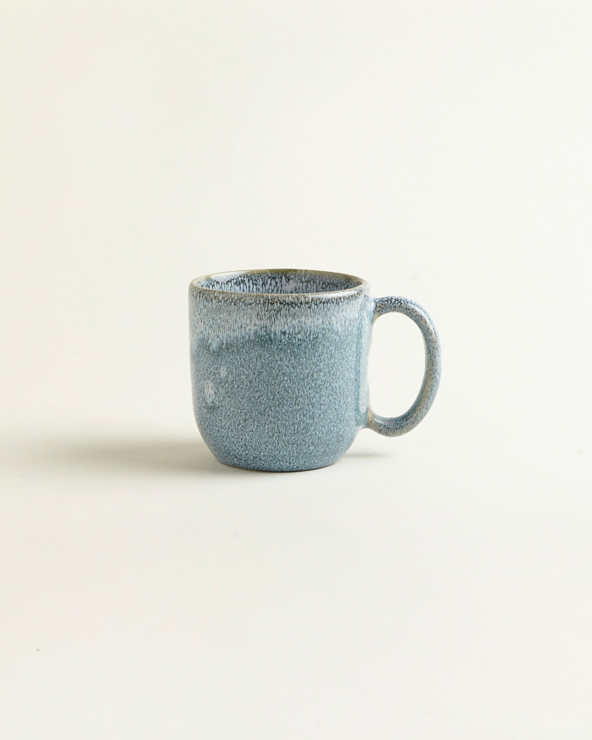 Handgemachte Tasse aus portugiesischer Keramik