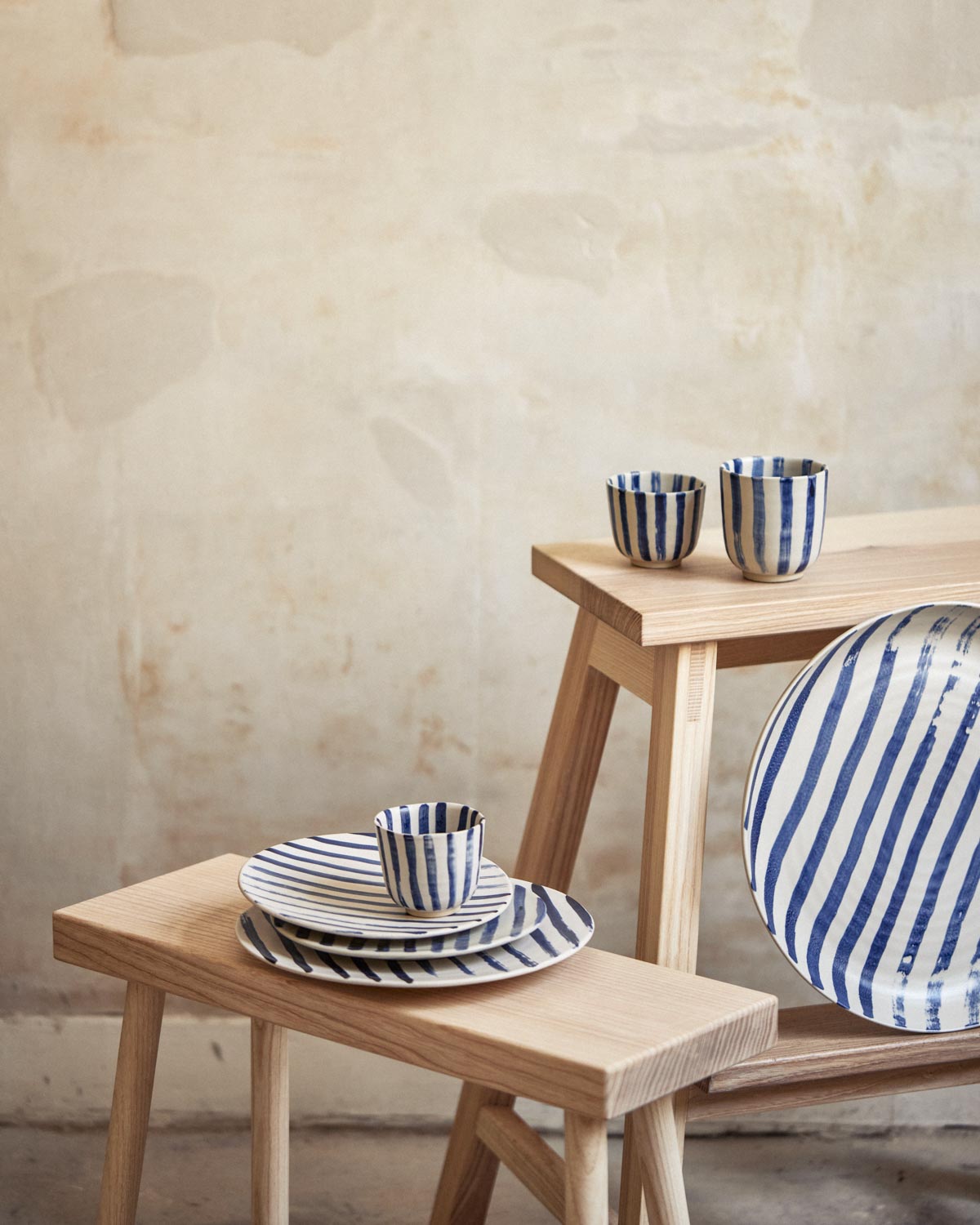 #farbe_blau-weiß-gestreift