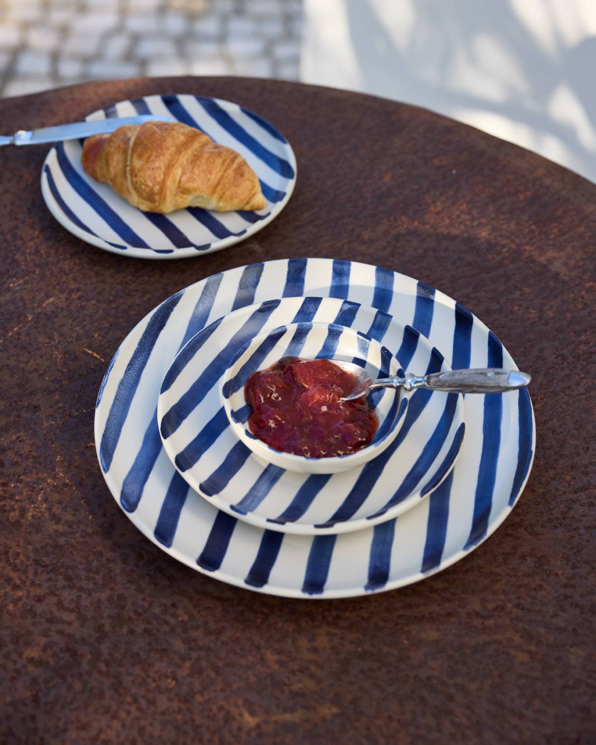 #farbe_blau-weiß-gestreift
