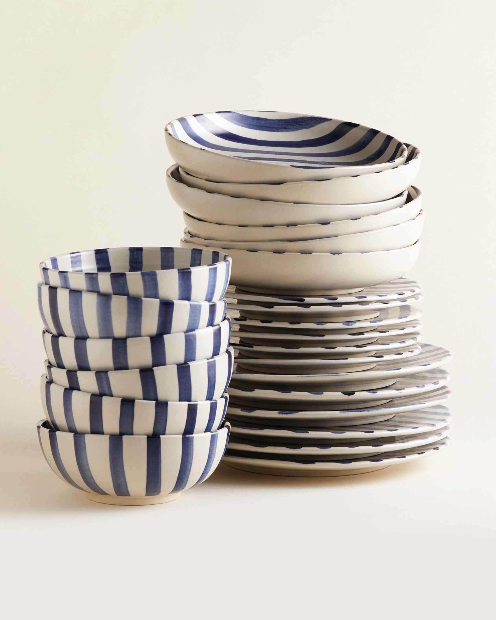 #farbe_blau-weiß-gestreift