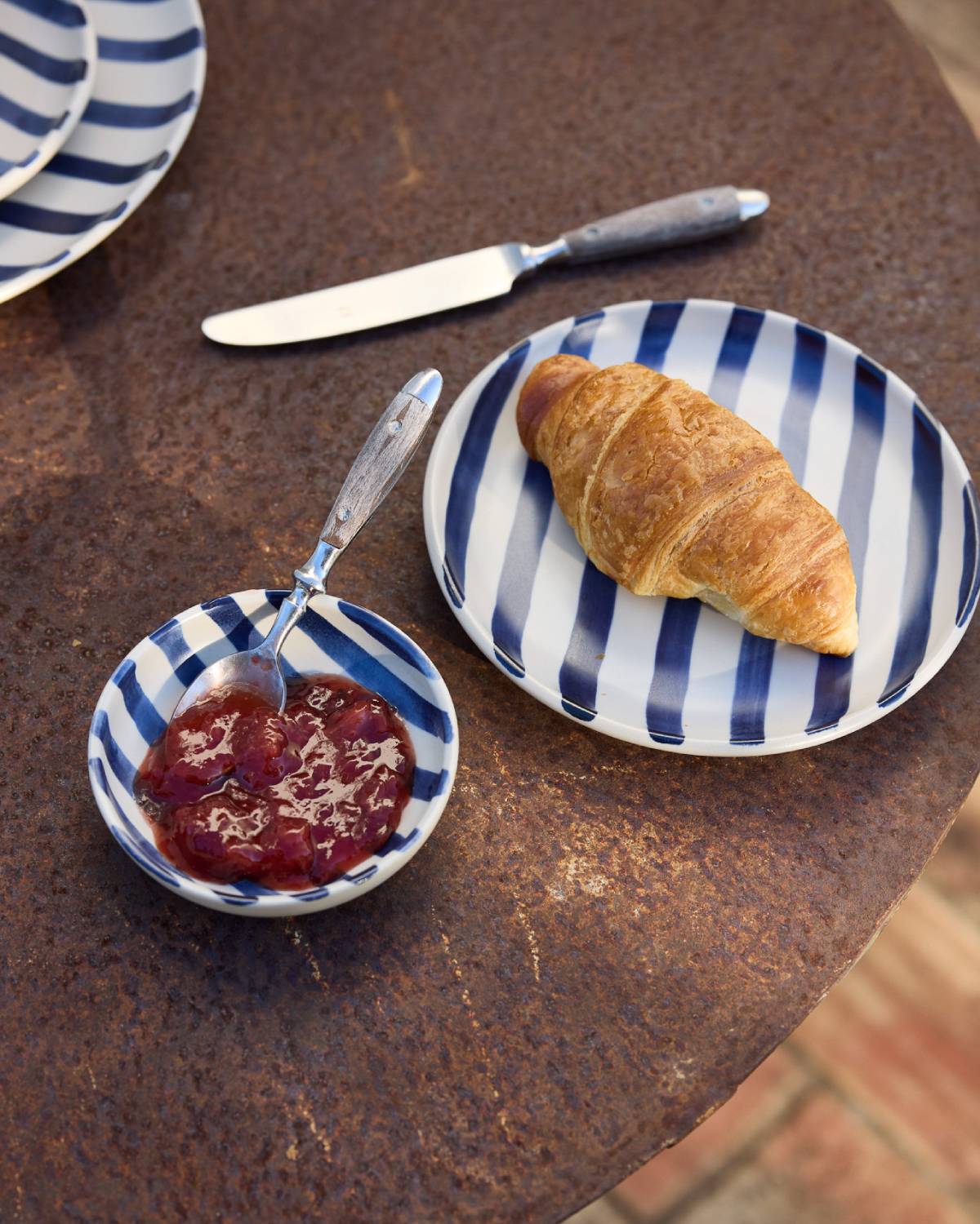 #farbe_blau-weiß-gestreift